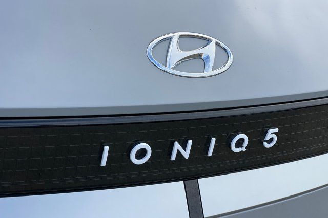 Certified 2024 Hyundai Ioniq 5 SEL RWD image 36