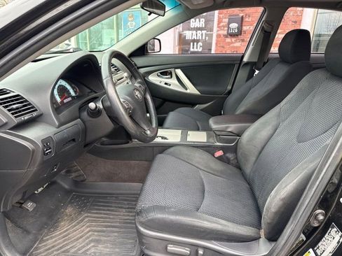 Used 2011 Toyota Camry SE w/ SE Extra-Value Pkg #1 image 11