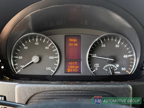 Used 2015 Mercedes-Benz Sprinter 2500 image 21