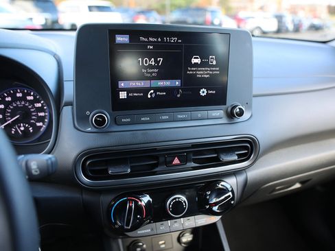 Certified 2023 Hyundai Kona SE image 23