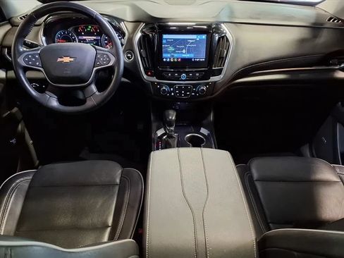 Used 2021 Chevrolet Traverse High Country AWD/4WD image 18