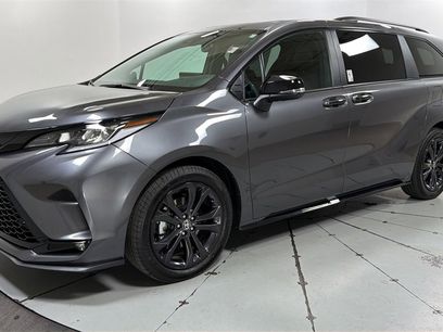 Used 2025 Toyota Sienna XSE