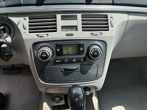 Used 2006 Hyundai Sonata LX FWD image 17