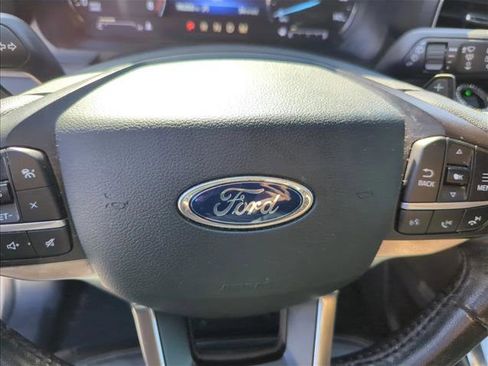 Used 2020 Ford Explorer Limited image 24