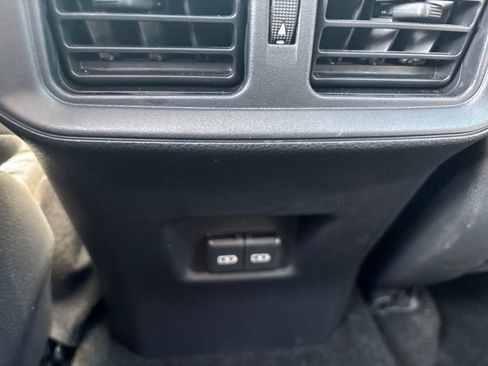 Used 2024 Toyota RAV4 XLE w/ Convenience Package AWD/4WD image 25