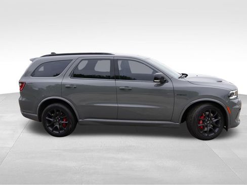 Used 2023 Dodge Durango R/T w/ Tow 'N Go Package AWD/4WD image 2