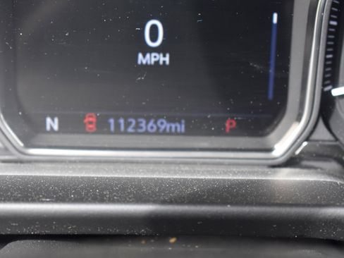 Used 2021 GMC Yukon XL SLT AWD/4WD image 35