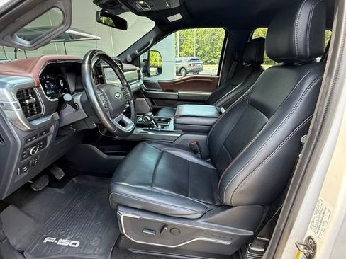 Used 2022 Ford F150 Lariat w/ Max Trailer Tow Package AWD/4WD image 11