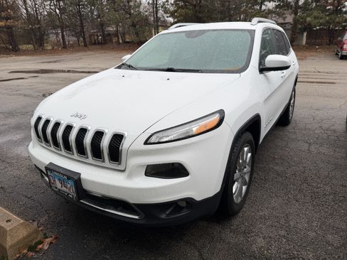 Used 2015 Jeep Cherokee Limited image 12