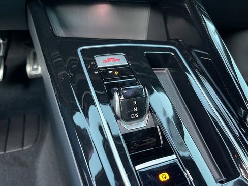 New 2026 Volkswagen GTI SE FWD image 13