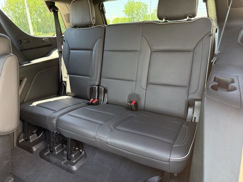 Used 2021 GMC Yukon SLT w/ SLT Luxury Plus Package AWD/4WD image 7