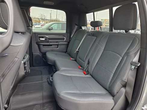 New 2026 RAM 2500 Big Horn AWD/4WD image 28