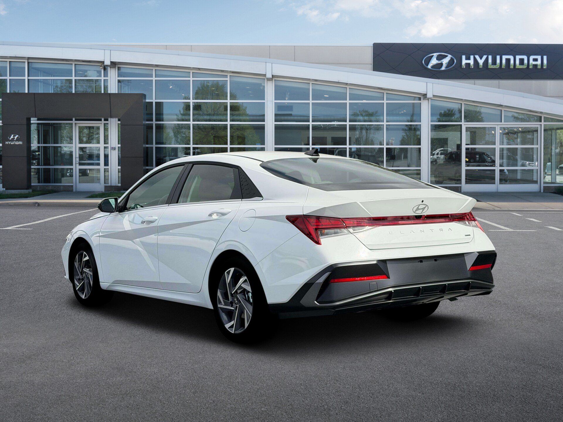 New 2026 Hyundai Elantra Limited FWD image 5