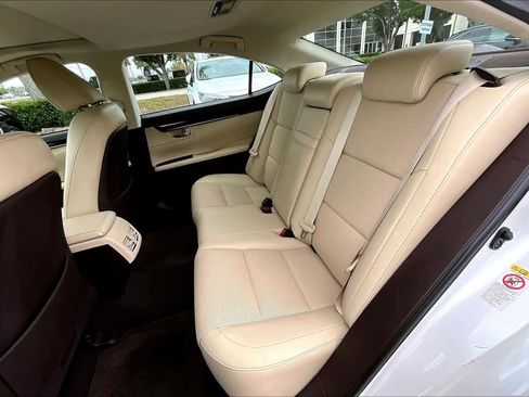 Used 2018 Lexus ES 350 w/ Premier Package image 21