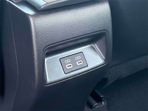 Certified 2025 Toyota Corolla XSE image 18