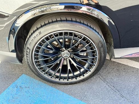 Used 2025 Mercedes-Benz GLC 43 AMG AMG GLC 43 image 13