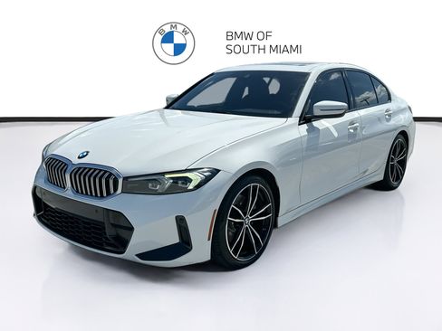 Used 2023 BMW 330i Sedan w/ M Sport Package RWD image 3