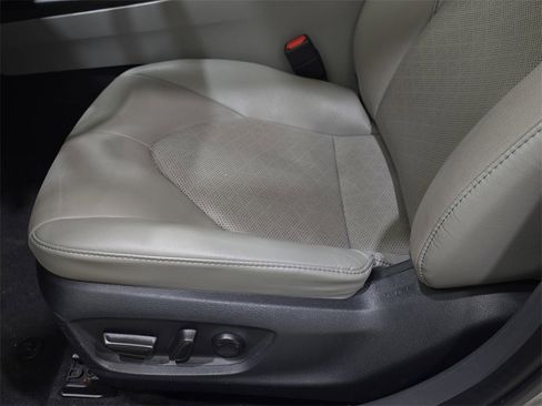 Used 2024 Toyota Camry XSE image 30