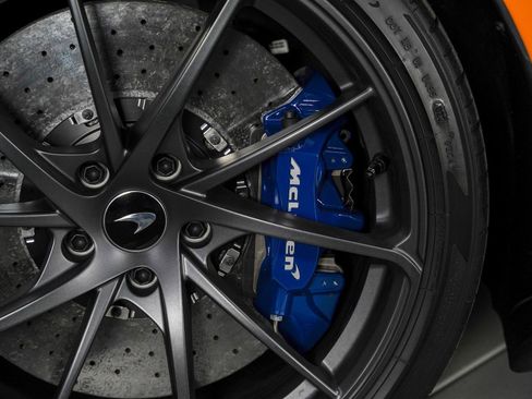 Used 2024 McLaren 750S Spider image 20