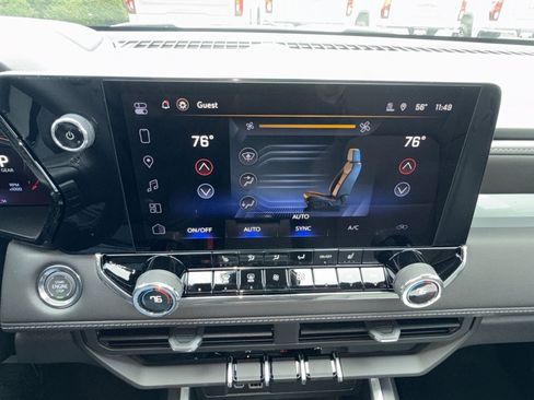 New 2026 Chevrolet Colorado LT w/ LT Convenience Package AWD/4WD image 21