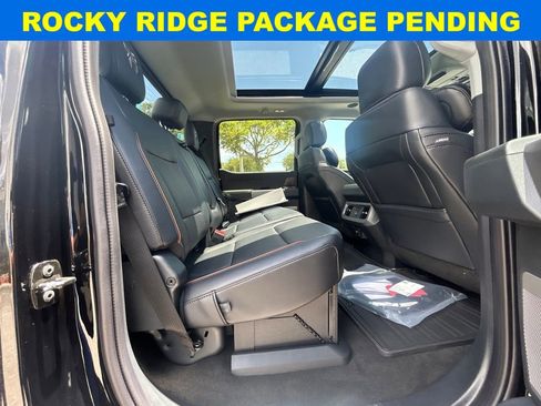 New 2025 Ford F350 Lariat w/ Lariat Ultimate Package image 36