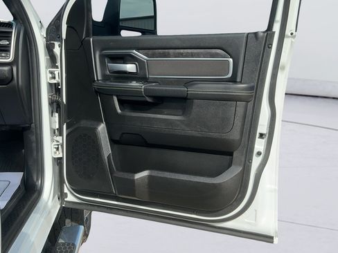 Certified 2024 RAM 3500 Big Horn AWD/4WD image 10