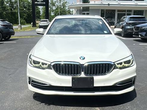 Used 2017 BMW 530i xDrive AWD/4WD image 2