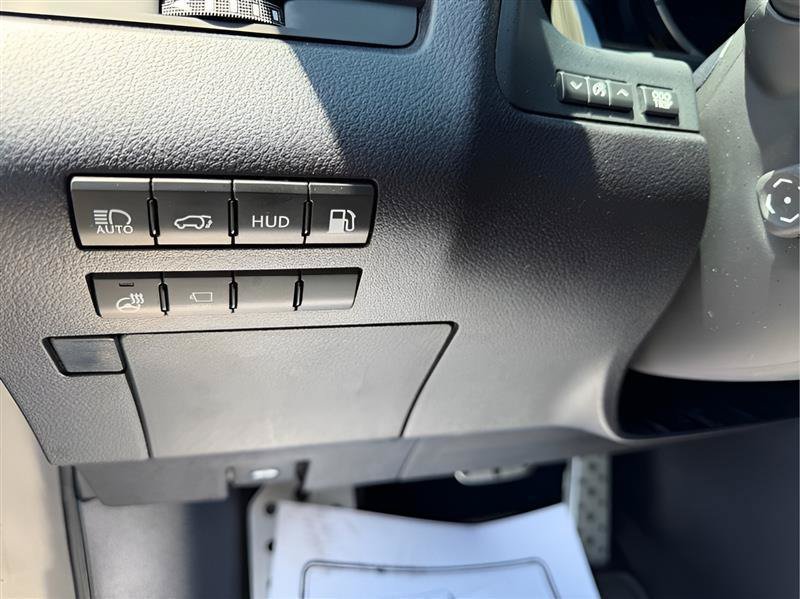 Used 2022 Lexus RX 450h F Sport w/ Accessory Package AWD/4WD image 27