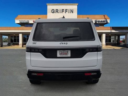 New 2026 Jeep Grand Wagoneer L 2WD image 8