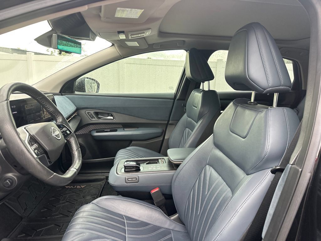 Used 2024 Nissan Ariya AWD image 41