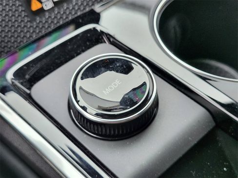 Used 2026 Chevrolet Equinox ACTIV w/ Convenience Package III image 23