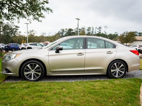 Used 2016 Subaru Legacy 2.5i Limited image 2