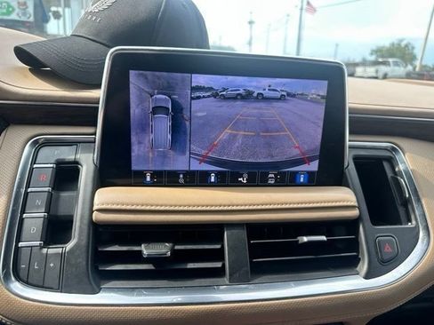 Used 2021 Chevrolet Tahoe Premier w/ Premium Package RWD image 44