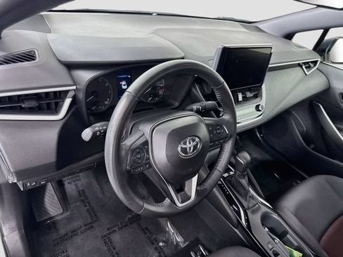 Certified 2025 Toyota Corolla SE FWD image 10