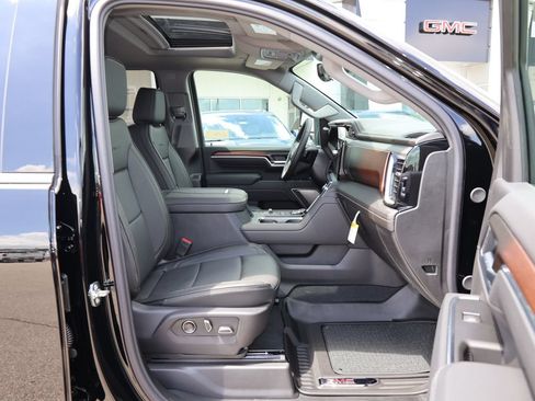 New 2026 GMC Sierra 2500 Denali w/ Denali Reserve Package AWD/4WD image 34