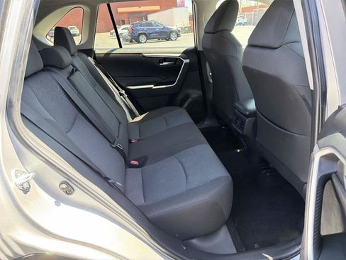 Used 2025 Toyota RAV4 XLE FWD image 14