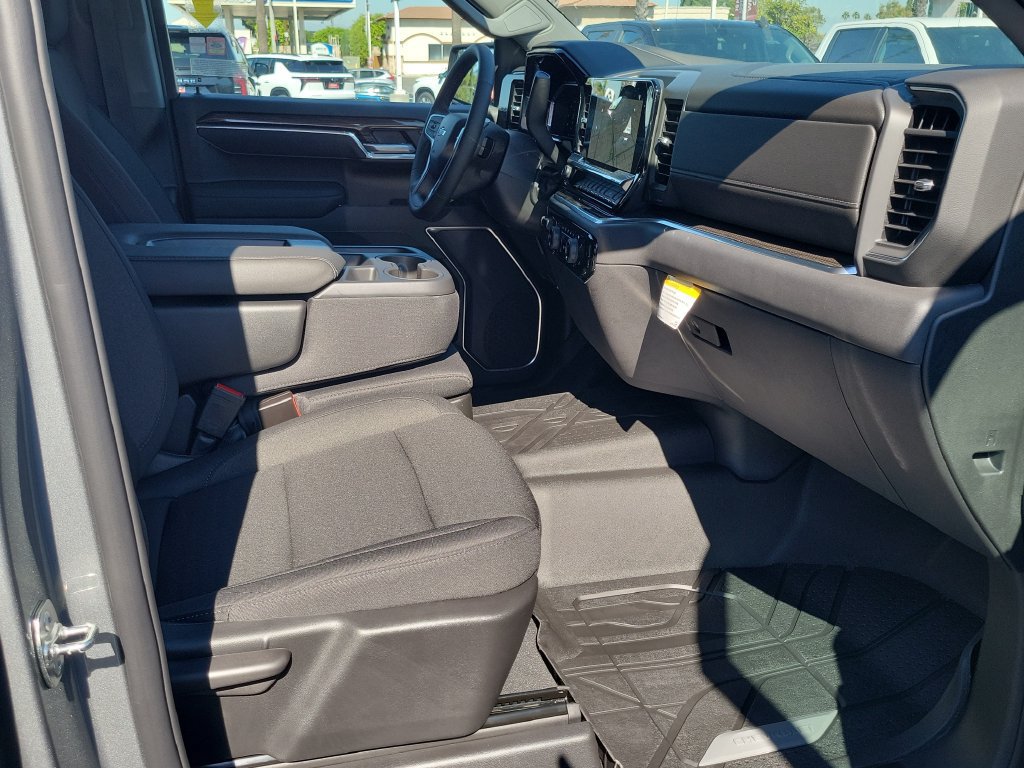 New 2026 Chevrolet Silverado 1500 RST w/ RST Select Package RWD image 17