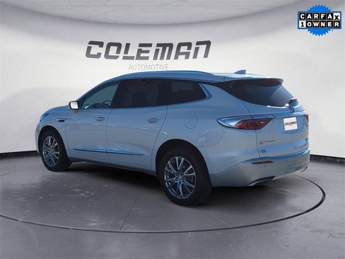 Used 2023 Buick Enclave Premium w/ Experience Buick Package image 3