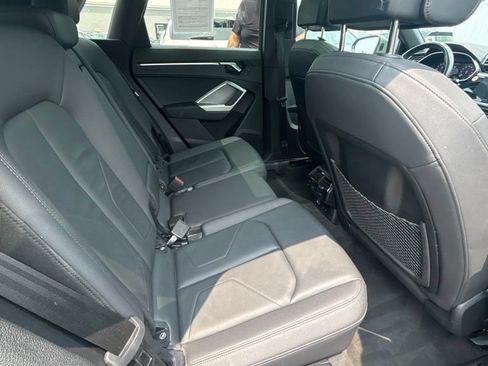 Used 2025 Audi Q3 2.0T Premium AWD/4WD image 19