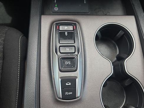 Used 2025 Honda Ridgeline Sport image 26