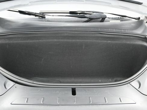 Used 2022 Tesla Model X image 44