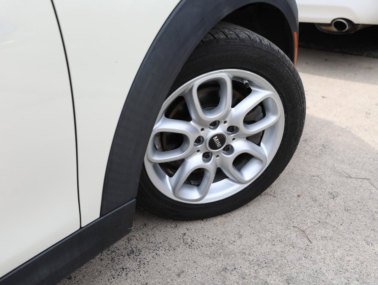 Used 2015 MINI Cooper S FWD image 12