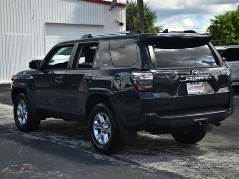 Used 2024 Toyota 4Runner SR5 image 6