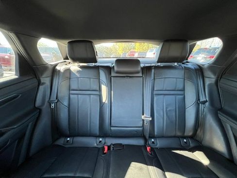 Used 2020 Land Rover Range Rover Evoque SE image 15