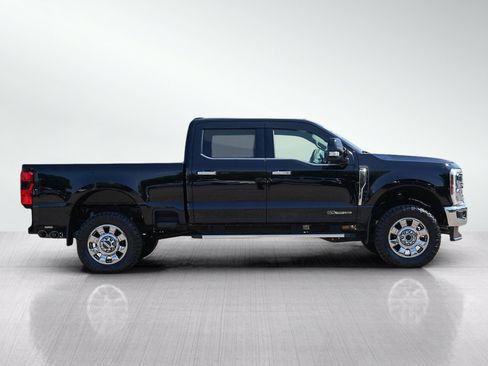 Used 2025 Ford F350 Lariat w/ Chrome Package AWD/4WD image 6