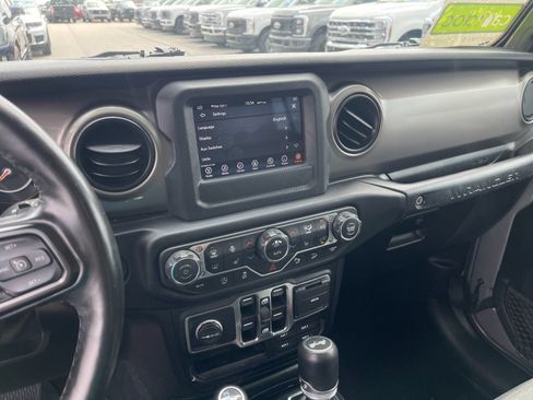 Used 2020 Jeep Wrangler Unlimited Sport AWD/4WD image 20
