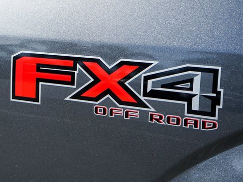 Used 2018 Ford F150 XLT w/ Equipment Group 302A Luxury image 50