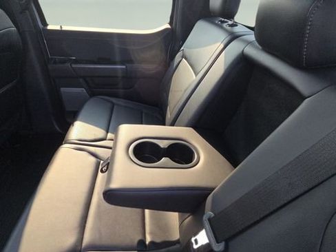 Used 2025 Ford F150 Lariat w/ Equipment Group 501A Mid image 22