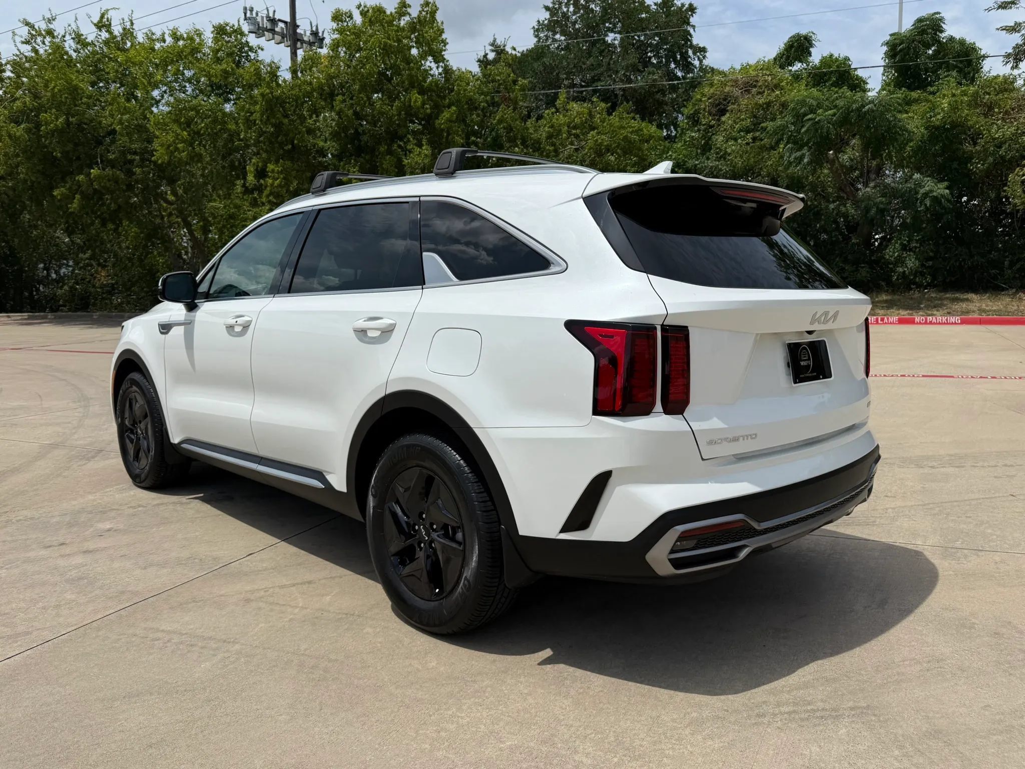 Used 2023 Kia Sorento EX FWD image 4