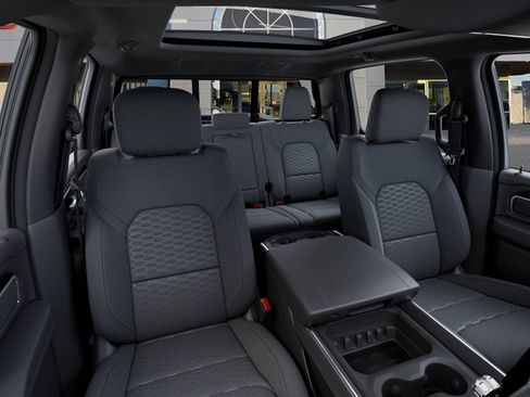 New 2026 RAM 1500 Big Horn AWD/4WD image 16